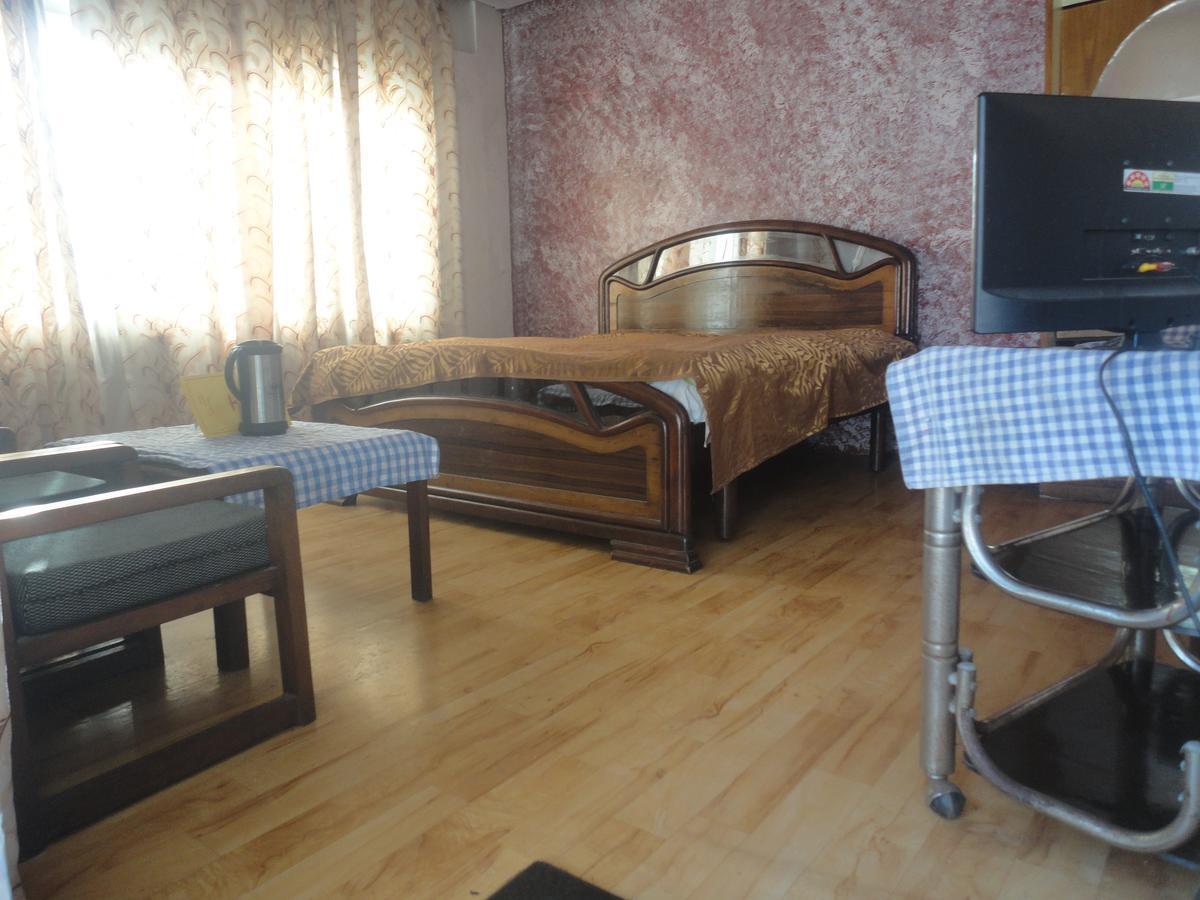 Hotel Walnut Grove 무소리에 외부 사진